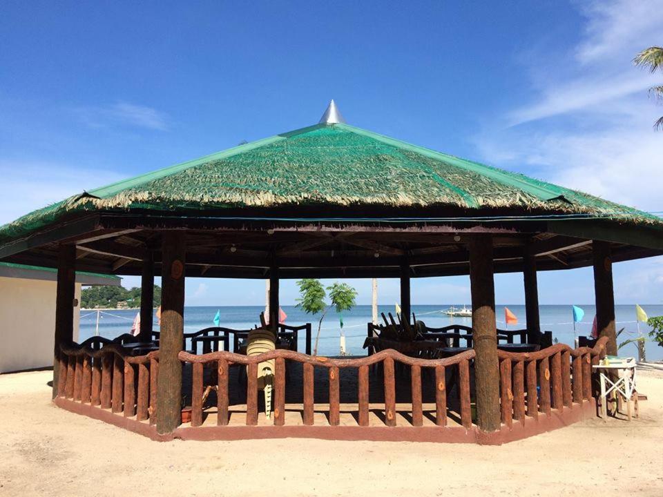 Se San Beach Resort-Isla De Gigantes Carles Ngoại thất bức ảnh