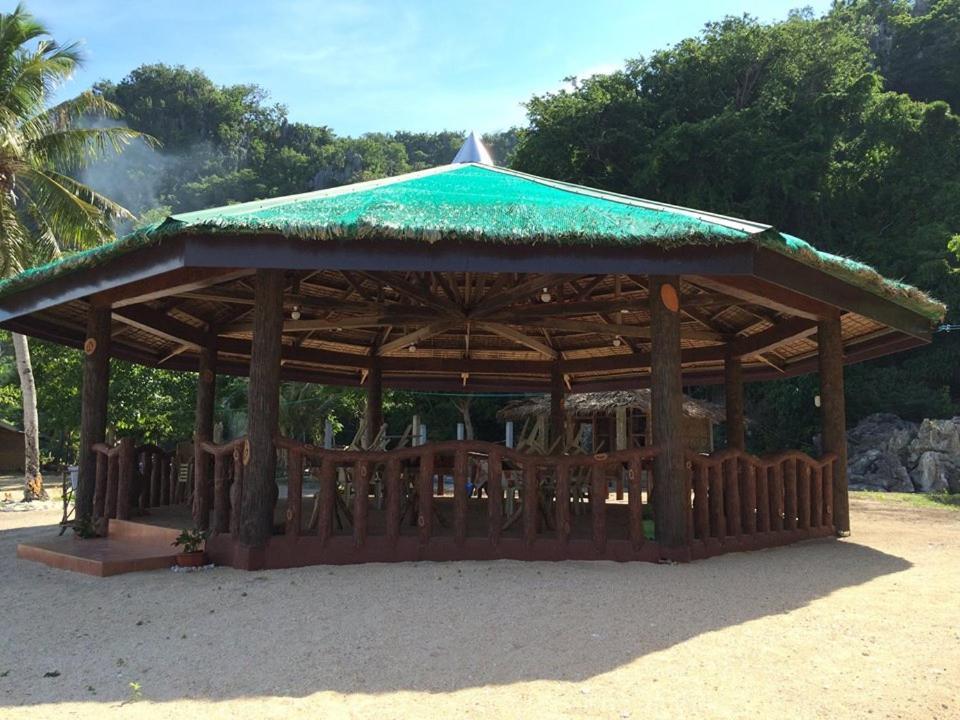 Se San Beach Resort-Isla De Gigantes Carles Ngoại thất bức ảnh
